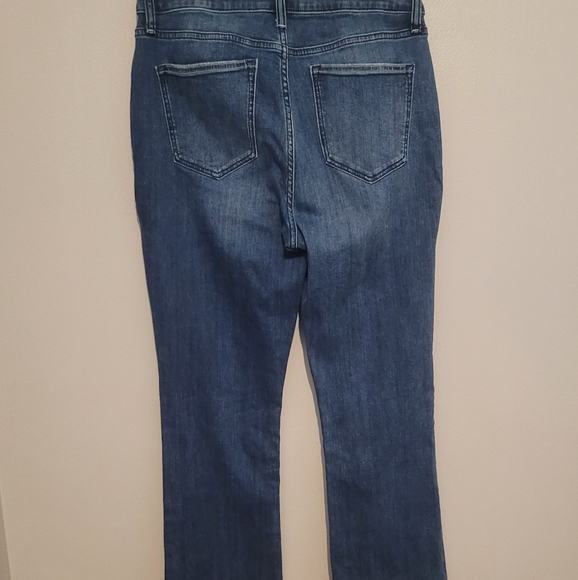Elizabeth and James High Rise Bootcut Jeans - Picture 6 of 8